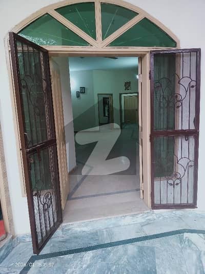 ٹاؤن شپ لاہور میں 7 کمروں کا 10 مرلہ مکان 3.95 کروڑ میں برائے فروخت۔