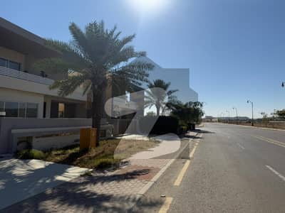 بحریہ پیراڈائز - پریسنٹ 51 بحریہ پیراڈائز,بحریہ ٹاؤن کراچی,کراچی میں 1 کنال رہائشی پلاٹ 96.5 لاکھ میں برائے فروخت۔