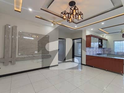 10 Marla Brand New Upper Portion Available For Rent Prime Location