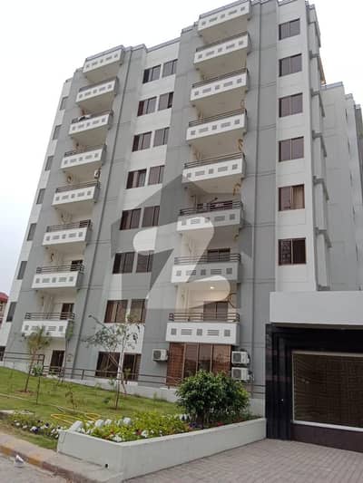 3 bedroom apartment for rent Black 15  Open facing DHA 2