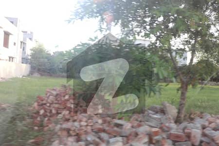 1 KANAL RESIDENTIAL PLOT FOR SALE IN IEP ENGINEERS TOWN BLOCK E-4