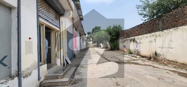 آئی ۔ 10 اسلام آباد میں 2 کنال گودام 10.0 لاکھ میں کرایہ پر دستیاب ہے۔