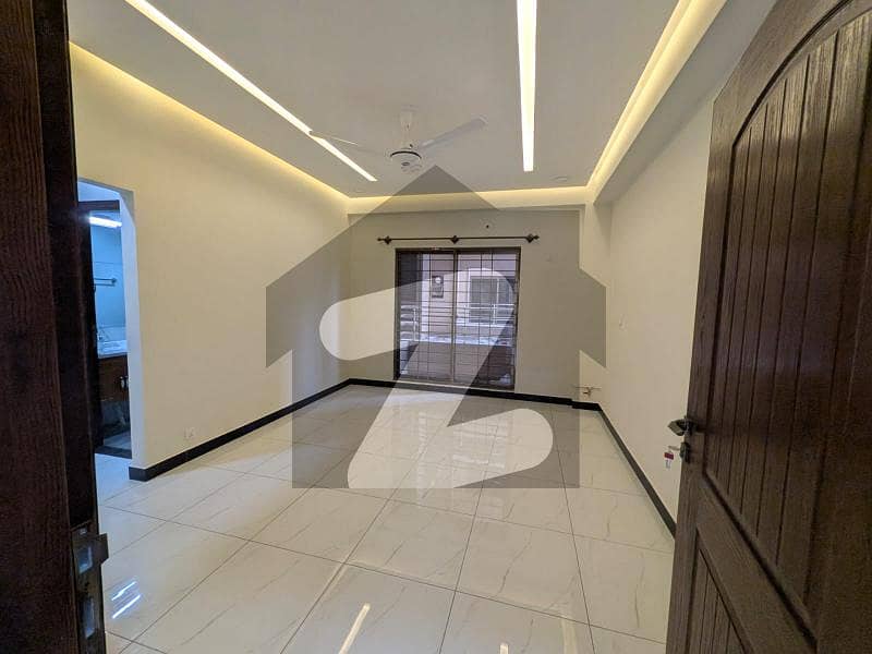 صدر راولپنڈی میں 1 مرلہ دفتر 50.0 ہزار میں کرایہ پر دستیاب ہے۔ صدر راولپنڈی میں 1 مرلہ دفتر 50.0 ہزار میں کرایہ پر دستیاب ہے۔