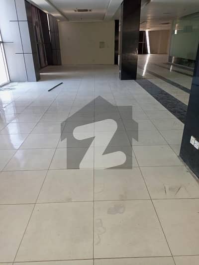 صدر راولپنڈی میں 11 مرلہ دفتر 4.5 لاکھ میں کرایہ پر دستیاب ہے۔