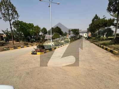 ایف او ای سی ایچ ایس ۔ فارن آفس ایمپلائیز سوسائیٹی اسلام آباد میں 1 کنال رہائشی پلاٹ 1.15 کروڑ میں برائے فروخت۔