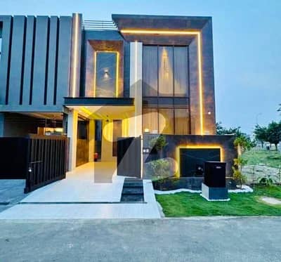 5 MARLA MODERN HOUSE FOR SALE IN DHA 9 TOWN.