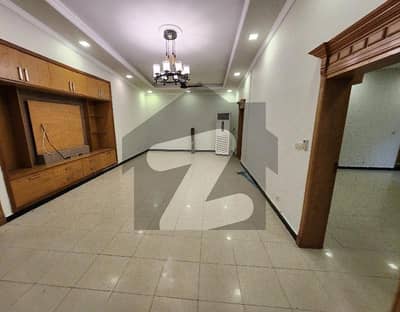 Newly Renovated Beautiful 6 Bedroom House