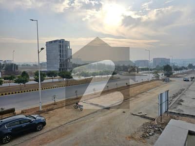 ڈی ایچ اے ڈیفینس فیز 5 ڈی ایچ اے ڈیفینس,اسلام آباد میں 8 مرلہ کمرشل پلاٹ 15.0 کروڑ میں برائے فروخت۔