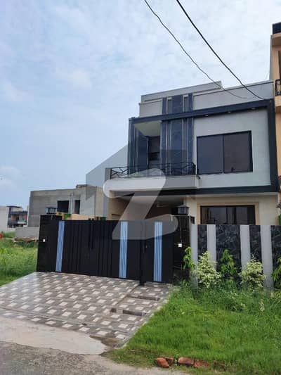 Formanites Housing Scheme  5 Marla House Available For Sale