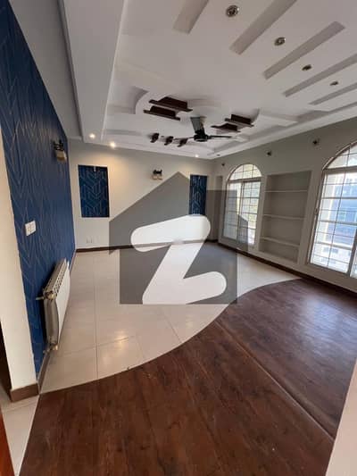 ای ۔ 11/2 ای ۔ 11,اسلام آباد میں 7 کمروں کا 18 مرلہ مکان 3.8 لاکھ میں کرایہ پر دستیاب ہے۔