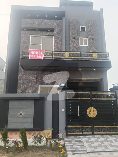 3 marla newly constructed modern House in the heart of lahore for sale at reasonable Price.