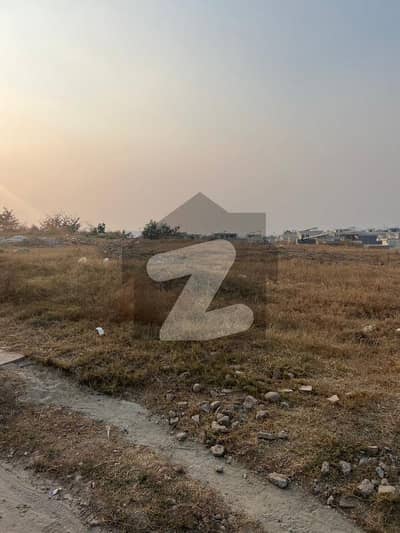 بحریہ ٹاؤن فیز 8 ۔ بلاک جی بحریہ ٹاؤن فیز 8,بحریہ ٹاؤن راولپنڈی,راولپنڈی میں 10 مرلہ رہائشی پلاٹ 82.0 لاکھ میں برائے فروخت۔