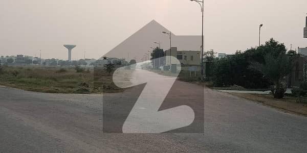 ڈی ایچ اے فیز9 پریزم - بلاک ڈی ڈی ایچ اے فیز9 پریزم,ڈی ایچ اے ڈیفینس,لاہور میں 1 کنال رہائشی پلاٹ 2.0 کروڑ میں برائے فروخت۔ ڈی ایچ اے فیز9 پریزم - بلاک ڈی ڈی ایچ اے فیز9 پریزم,ڈی ایچ اے ڈیفینس,لاہور میں 1 کنال رہائشی پلاٹ 2.0 کروڑ میں برائے فروخت۔