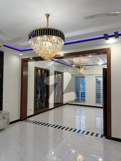 10 Marla ( 35x70) Brand New 1st Entry Double Unit House For Sale in G-14/2 Islamabad  Very close to Market, Playground School, Park, Masjid, Restaurant, Bank, Cash & Carry and New Islamabad International Airport