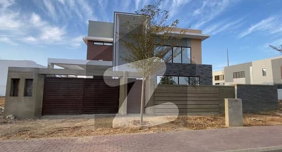 بحریہ ہلز بحریہ ٹاؤن کراچی,کراچی میں 5 کمروں کا 1 کنال مکان 4.9 کروڑ میں برائے فروخت۔