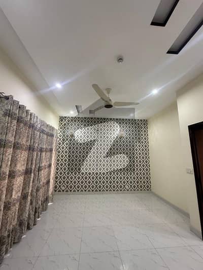 5 Marla Well-Maintained House For Rent In Prime Location