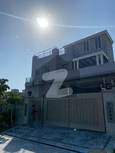 Luxury Living Opportunity | 10 Marla Lush Bungalow for Sale in DHA Phase 7