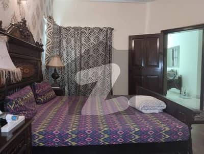 ڈی ایچ اے فیز 2 ڈیفنس (ڈی ایچ اے),لاہور میں 1 کمرے کا 1 کنال کمرہ 40.0 ہزار میں کرایہ پر دستیاب ہے۔