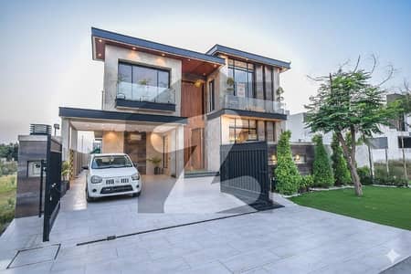 1 Kanal Modern Design 5 Beds, Lucrative Price House For Sale in DHA Phase 7