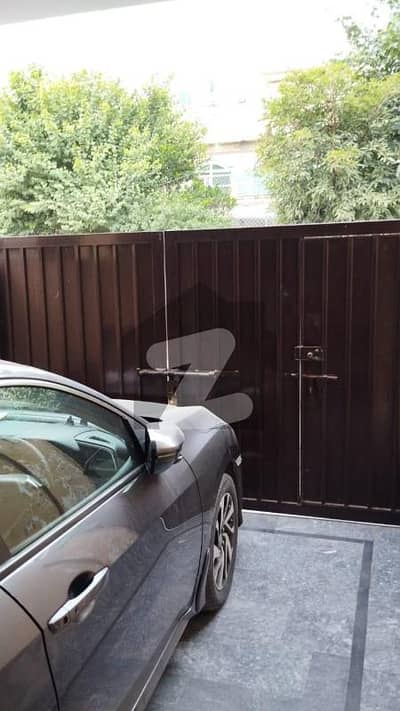 جوہر ٹاؤن فیز 1 جوہر ٹاؤن,لاہور میں 2 کمروں کا 7 مرلہ مکان 2.2 کروڑ میں برائے فروخت۔ جوہر ٹاؤن فیز 1 جوہر ٹاؤن,لاہور میں 2 کمروں کا 7 مرلہ مکان 2.2 کروڑ میں برائے فروخت۔