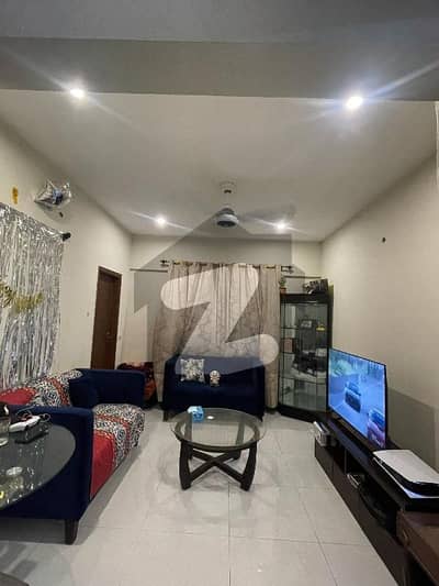 ڈی ایچ اے فیز 6 ڈی ایچ اے ڈیفینس,کراچی میں 3 کمروں کا 7 مرلہ فلیٹ 3.5 کروڑ میں برائے فروخت۔