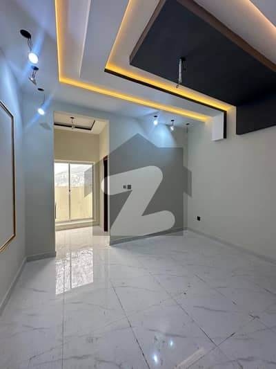 بنی گالہ اسلام آباد میں 5 کمروں کا 8 مرلہ مکان 3.15 کروڑ میں برائے فروخت۔ بنی گالہ اسلام آباد میں 5 کمروں کا 8 مرلہ مکان 3.15 کروڑ میں برائے فروخت۔