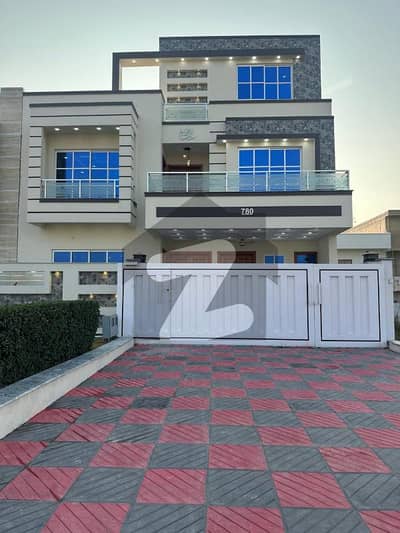 G-14/4 35*70 10 Marla Brand New Luxury House Park Face Double Road House For Sale