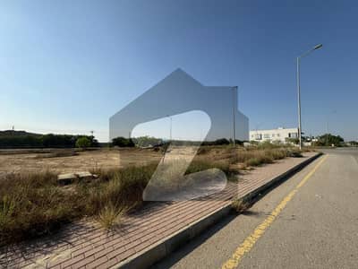 Overseas Block 500 Sq Yd Boulevard Category Plot For Sale, Precinct-4, Bahria Town Karachi | Just 3 Mins Drive from Main Gate Entrance | Surrounded by Park, Mosque, Sports Complex & Shopping Gallery | Ideal for Residence or Investment