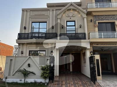 5 Marla Facing Park House For Sale In Central Park Lahore