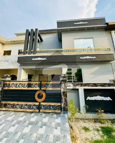 ڈی ایچ اے 11 رہبر فیز 4 ڈی ایچ اے 11 رہبر,لاہور میں 3 کمروں کا 6 مرلہ مکان 1.85 کروڑ میں برائے فروخت۔