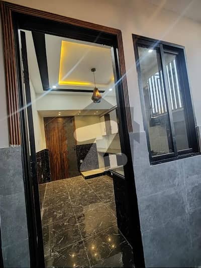 آئی ۔ 10 اسلام آباد میں 5 کمروں کا 5 مرلہ مکان 1.45 لاکھ میں کرایہ پر دستیاب ہے۔