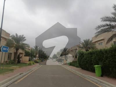 QUAID VILLA (PRECINCT 2) 200 Sq Yds Villa Available For SALE Nearby Park, Masjid & Shopping Gallery