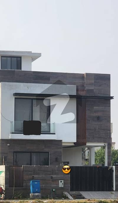 ڈی ایچ اے 9 ٹاؤن ۔ بلاک ڈی ڈی ایچ اے 9 ٹاؤن,ڈیفنس (ڈی ایچ اے),لاہور میں 3 کمروں کا 5 مرلہ مکان 2.2 کروڑ میں برائے فروخت۔