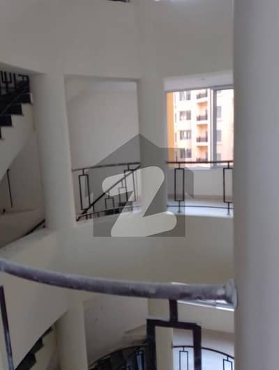 2 Bed 1400 Sq Ft INNER Apartment FOR SALE IN DASCON TOWER. All Amenities Nearby Including Parks, Mosque And Commercial