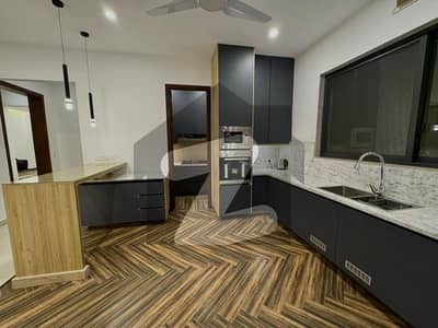 ایف ۔ 7 اسلام آباد میں 3 کمروں کا 1 کنال زیریں پورشن 7.0 لاکھ میں کرایہ پر دستیاب ہے۔