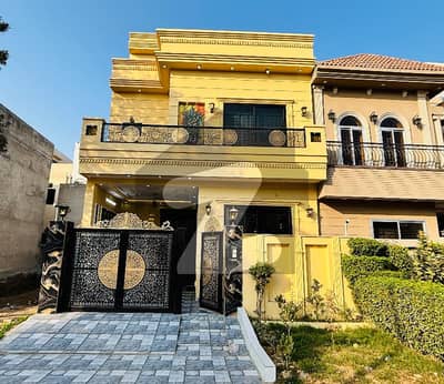 سٹی ہاؤسنگ سوسائٹی گوجرانوالہ میں 4 کمروں کا 5 مرلہ مکان 2.0 کروڑ میں برائے فروخت۔