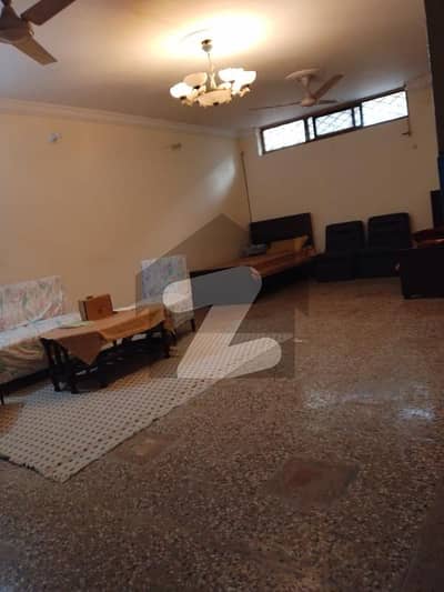 3 Bedrooms 2 bathrooms Basement Is Available For Rent In I-8 Islamabad