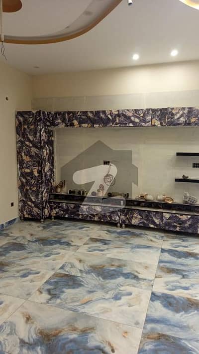 Jubilee Town 10 Marla upper portion Near canal road 3 bedrooms Gas available