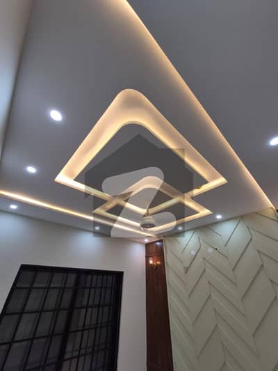 ڈی ایچ اے 11 رہبر فیز 2 - بلاک ایچ ڈی ایچ اے 11 رہبر فیز 2,ڈی ایچ اے 11 رہبر,لاہور میں 3 کمروں کا 5 مرلہ مکان 2.6 کروڑ میں برائے فروخت۔