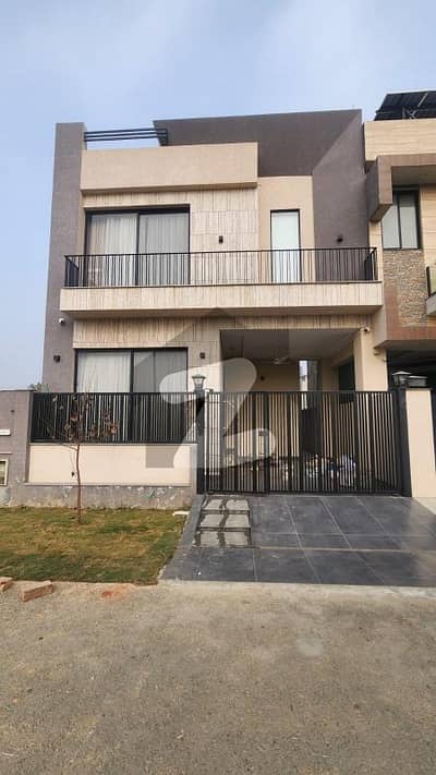 FULLY FURNISHED 05 MARLA ELEGANT AND FULLY MAINTAINED SUPER HOT LOCATED BUNGALOW IS AVAILABLE IN THE BEST BLOCK OF DHA LAHORE.