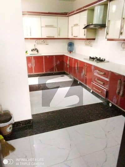 جوہر ٹاؤن فیز 2 جوہر ٹاؤن,لاہور میں 6 کمروں کا 5 مرلہ مکان 1.65 لاکھ میں کرایہ پر دستیاب ہے۔