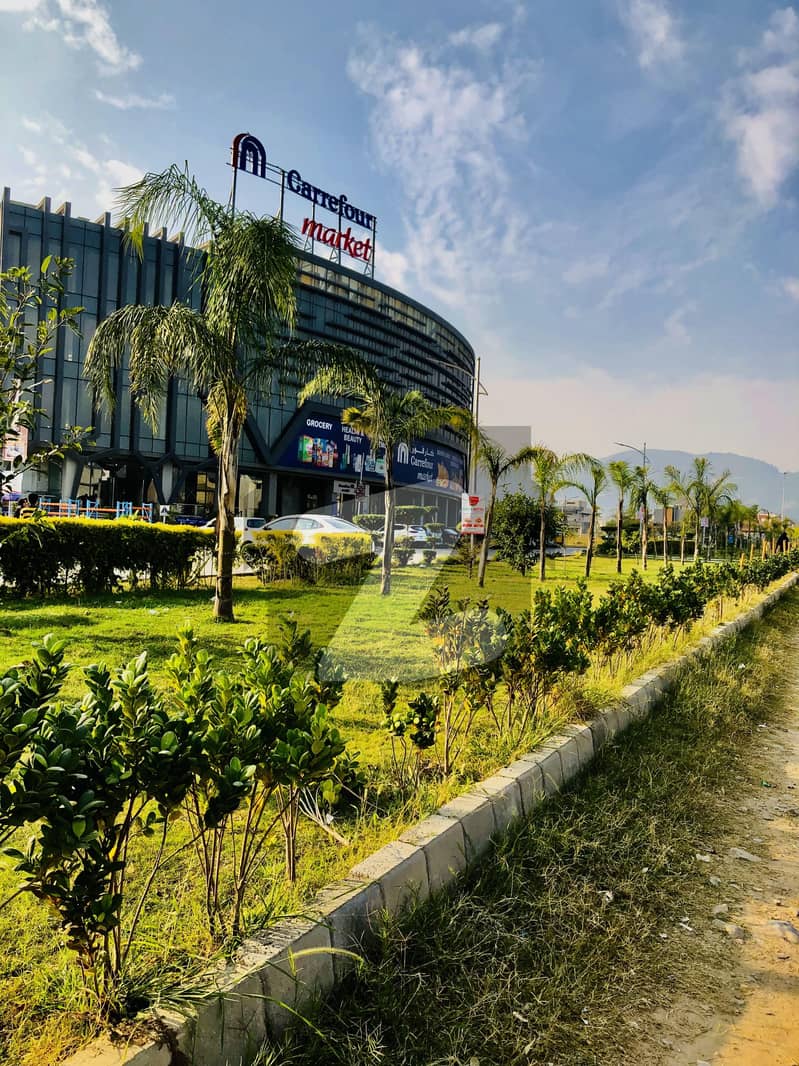 ڈی ۔ 12 اسلام آباد میں 5 مرلہ رہائشی پلاٹ 3.5 کروڑ میں برائے فروخت۔ ڈی ۔ 12 اسلام آباد میں 5 مرلہ رہائشی پلاٹ 3.5 کروڑ میں برائے فروخت۔