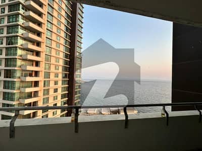 امارکریسنٹ بے ڈی ایچ اے فیز 8,ڈی ایچ اے ڈیفینس,کراچی میں 2 کمروں کا 7 مرلہ فلیٹ 6.9 کروڑ میں برائے فروخت۔