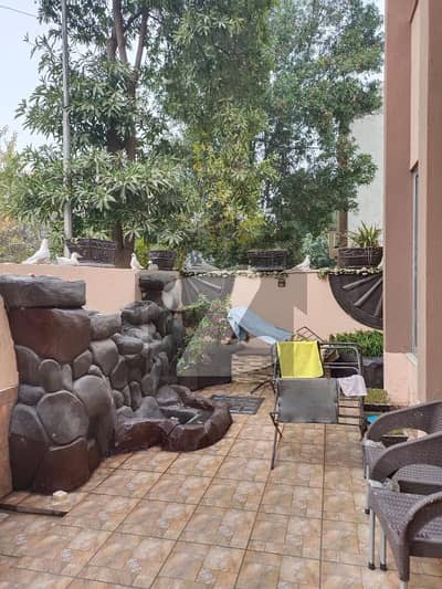 بحریہ ٹاؤن سیکٹر سی بحریہ ٹاؤن,لاہور میں 5 کمروں کا 10 مرلہ مکان 4.75 کروڑ میں برائے فروخت۔