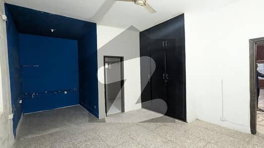 FOR RENT Old Construction 4 Bedrooms Upper Portion with Separate Gate only Online Setup F_8/1