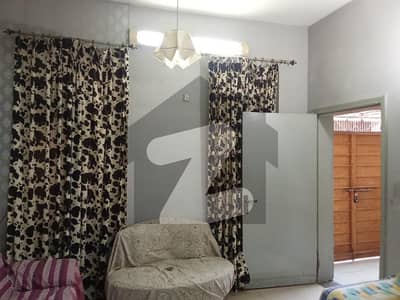 Nargis Block 5 Marla Old House Is Availble For Sale