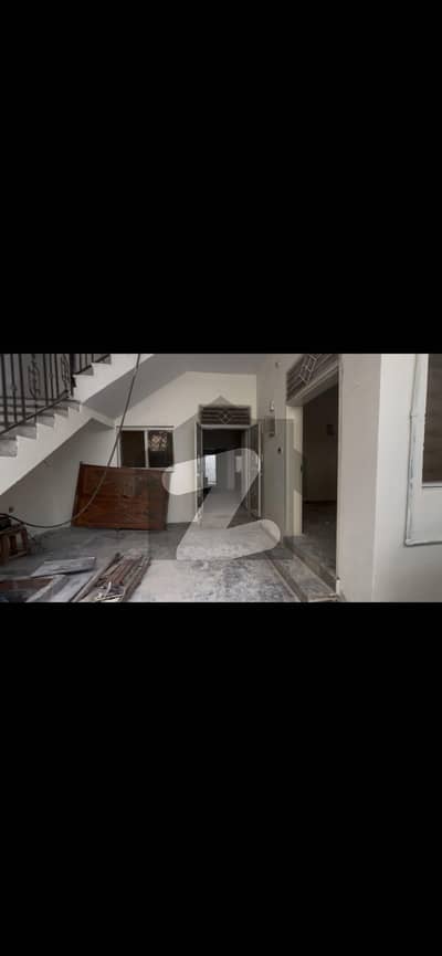 5 MARLA HOUSE FOR RENT