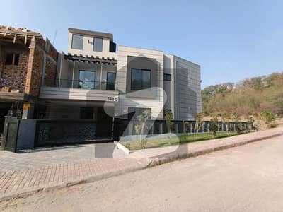 12 Marla Very Beautiful Designer Villa  For Sale In Bahria Town Ph, 8 Rawalpindi