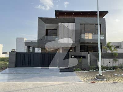 ڈی ایچ اے فیز 7 ڈیفنس (ڈی ایچ اے),لاہور میں 5 کمروں کا 1 کنال مکان 8.0 کروڑ میں برائے فروخت۔