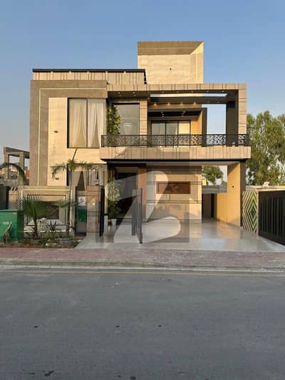 10.66 MARLA ULTRA MODERN DESIGNER HOUSE ORIGINAL PICTURES ATTACHED SERIOUS CLINT ONLY